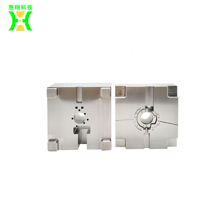 模具彈簧使用時(shí)的注意事項(xiàng)_